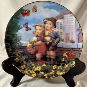 M. J. Hummel “Surprise” by Danbury Mint Collectors Plate